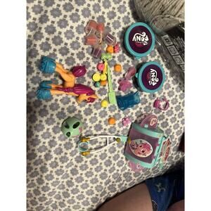 My Little Pony A New Generation Sunny Starscout Mix & Make Smoothie Shop Loose